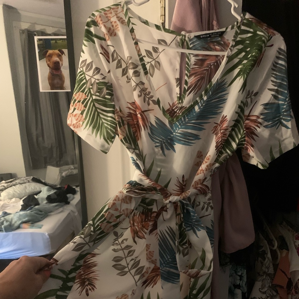 Shein Romper brand new never worn size large